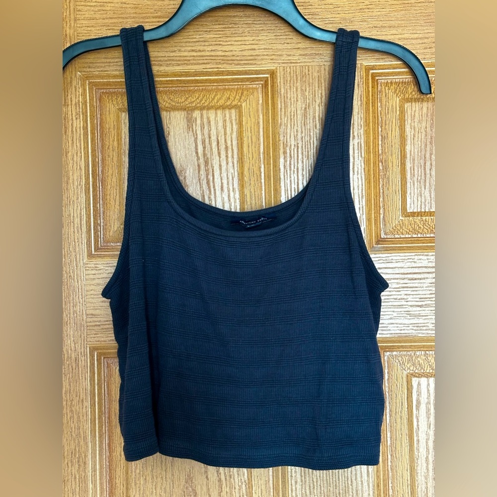 women’s crop tank
